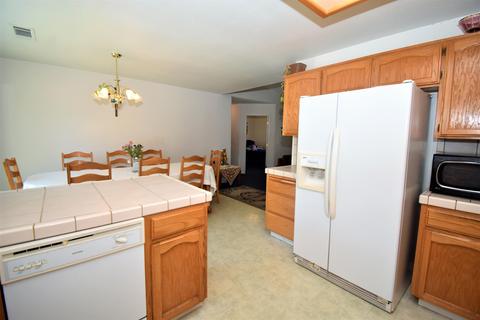 3315 E Roosevelt Ave, Visalia, CA 93292 photo 14
