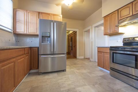 1114 Liberty Dr, Lemoore, CA 93245 photo 17
