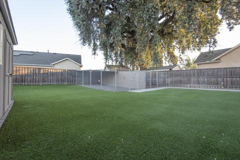 1114 Liberty Dr, Lemoore, CA 93245 photo 48