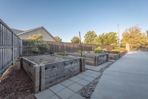 1114 Liberty Dr, Lemoore, CA 93245 photo 46