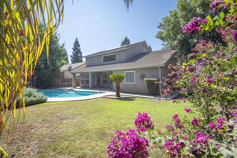 3448 E Howard Ct, Visalia, CA 93292 photo 2