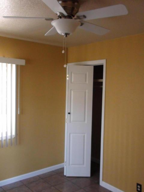 106 E Walnut Ave, Visalia, CA 93277 photo 14