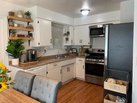 101 N Olive St, Lemoore, CA 93245 photo 3