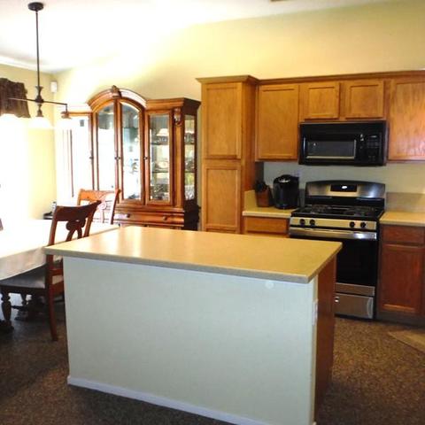 1452 Monarch Dr, Lemoore, CA 93245 photo 6