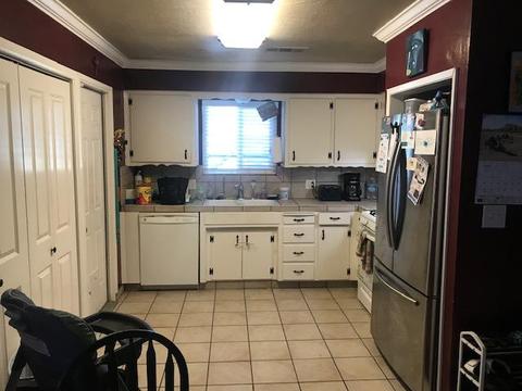 1663 S Marion St, Tulare, CA 93274 photo 5