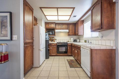 1936 E Harold Ave, Visalia, CA 93292 photo 11
