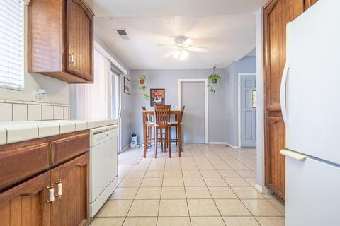 1936 E Harold Ave, Visalia, CA 93292 photo 14