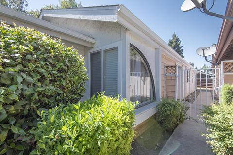 1810 E Vine Ave, Visalia, CA 93292 photo 3