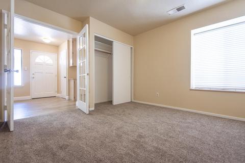 1810 E Vine Ave, Visalia, CA 93292 photo 26