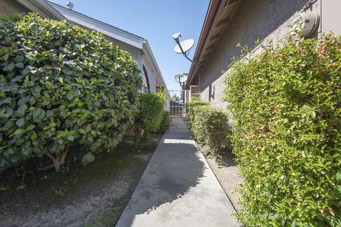 1810 E Vine Ave, Visalia, CA 93292 photo 2