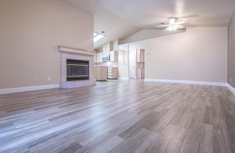 1810 E Vine Ave, Visalia, CA 93292 photo 15