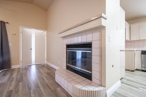 1810 E Vine Ave, Visalia, CA 93292 photo 16