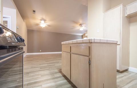 1810 E Vine Ave, Visalia, CA 93292 photo 14