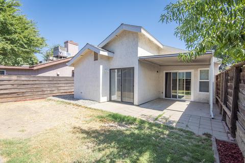 1810 E Vine Ave, Visalia, CA 93292 photo 32