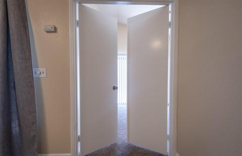 1810 E Vine Ave, Visalia, CA 93292 photo 17