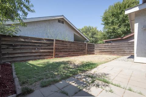 1810 E Vine Ave, Visalia, CA 93292 photo 33