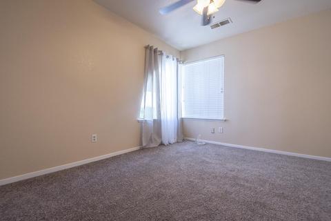 1810 E Vine Ave, Visalia, CA 93292 photo 28