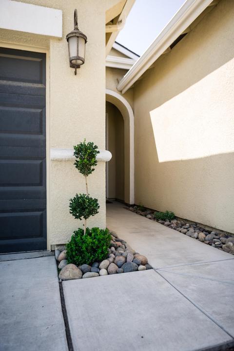 3925 Evergreen Ave, Visalia, CA 93292 photo 6