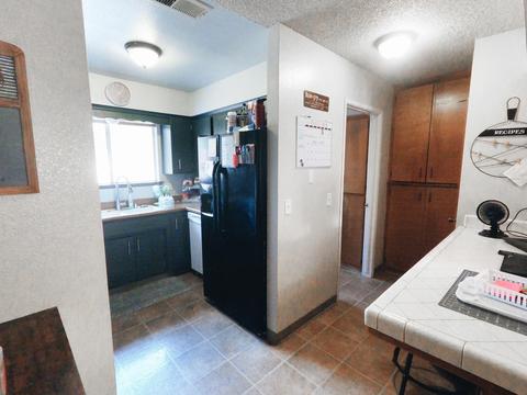 1934 E Vassar Dr, Visalia, CA 93292 photo 9