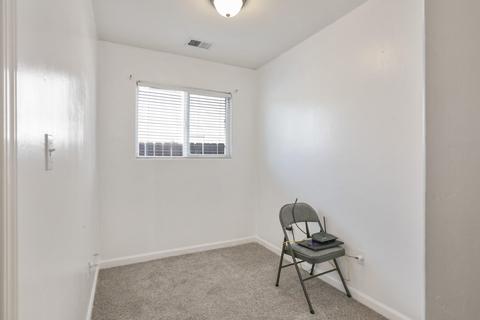 2625 E Parkview Ave, Visalia, CA 93292 photo 16
