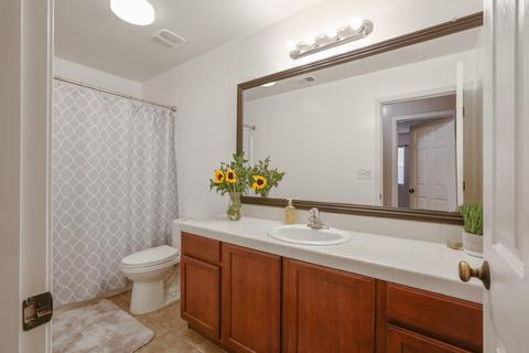 2625 E Parkview Ave, Visalia, CA 93292 photo 17
