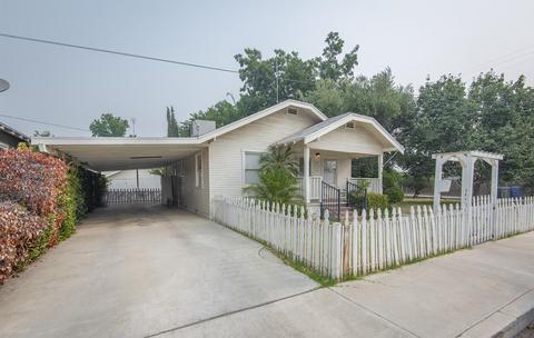 447 W Willow St, Exeter, CA 93221 photo 2
