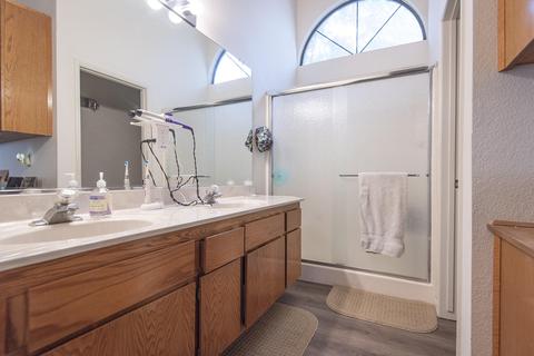 1402 E Vassar Dr, Visalia, CA 93292 photo 22