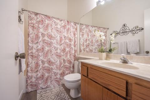 1402 E Vassar Dr, Visalia, CA 93292 photo 24