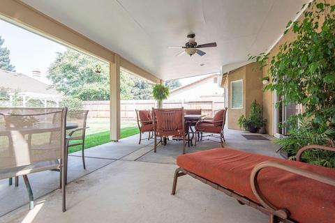 2748 E Seeger Ct, Visalia, CA 93292 photo 23