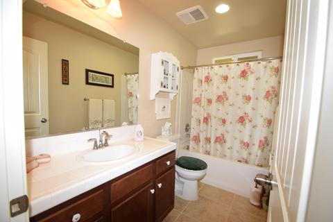 4313 E Hillcrest Ave, Visalia, CA 93292 photo 12
