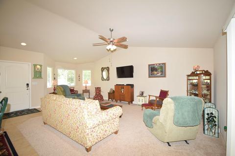 4313 E Hillcrest Ave, Visalia, CA 93292 photo 9