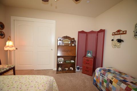 4313 E Hillcrest Ave, Visalia, CA 93292 photo 21