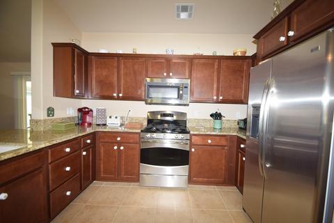 4313 E Hillcrest Ave, Visalia, CA 93292 photo 8
