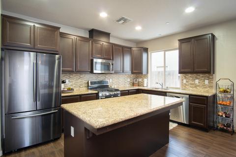 3940 E Cherry Ave, Visalia, CA 93292 photo 4