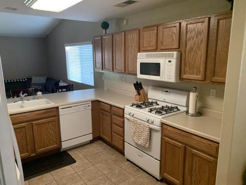 4225 E Murray Ave, Visalia, CA 93292 photo 6