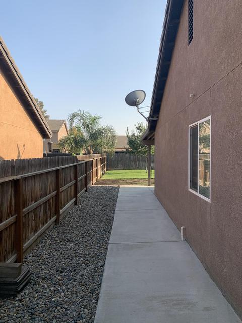 4225 E Murray Ave, Visalia, CA 93292 photo 23