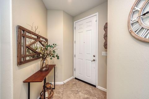3477 Mecca Ave, Clovis, CA 93619 photo 2