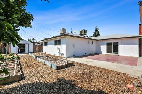 578 W San Jose Ave, Clovis, CA 93612 photo 21