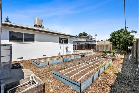 578 W San Jose Ave, Clovis, CA 93612 photo 25
