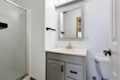 578 W San Jose Ave, Clovis, CA 93612 photo 19