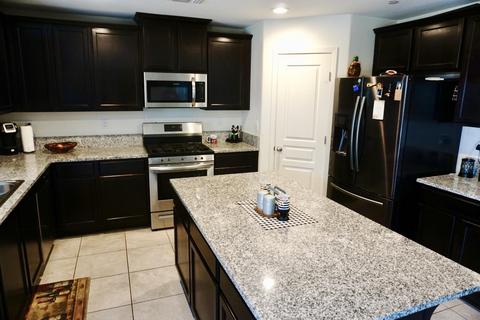 228 E Dove Ave, Visalia, CA 93291 photo 13