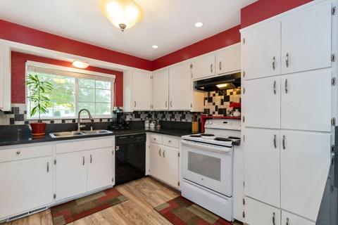 656 E Palm Ave, Reedley, CA 93654 photo 7