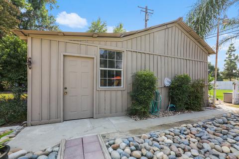 937 E Cross Ave, Tulare, CA 93274 photo 52