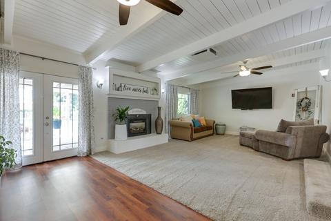 937 E Cross Ave, Tulare, CA 93274 photo 26