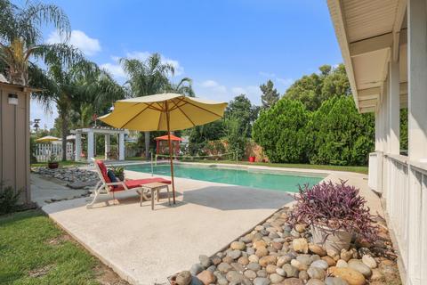937 E Cross Ave, Tulare, CA 93274 photo 39