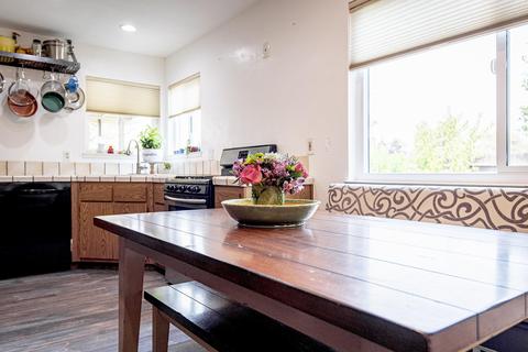 1421 Betsy Pl, Exeter, CA 93221 photo 8