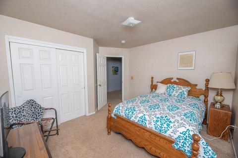 2829 E Valley Oaks Dr, Visalia, CA 93292 photo 12
