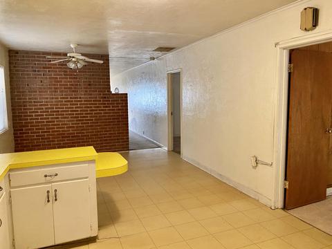 604 S D Street St, Exeter, CA 93221 photo 4