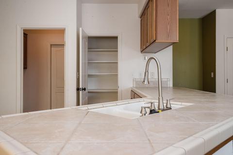 4001 E Cambridge Ave, Visalia, CA 93292 photo 14