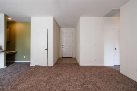 4001 E Cambridge Ave, Visalia, CA 93292 photo 13